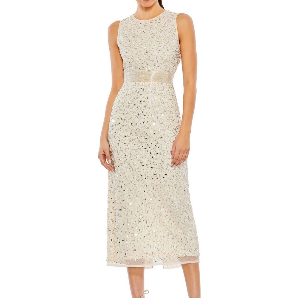 Mac Duggal Silver Nude Beaded Sleeveless Jewel Neckline Tea Midi Dress 93758